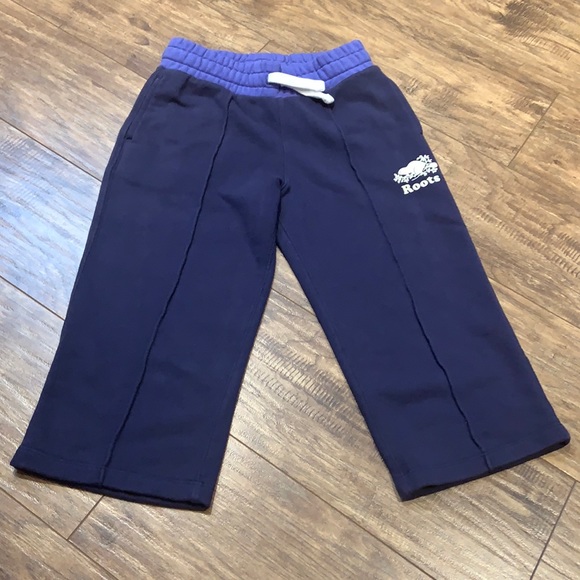 Roots sweatpants capris - Picture 1 of 9
